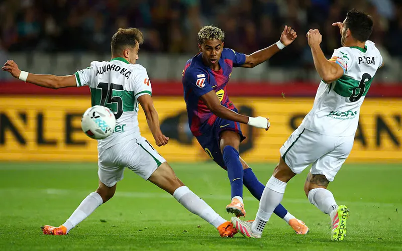 Nhận định soi kèo bóng đá Elche vs Barcelona 02h30 ngày 24/8/2026
